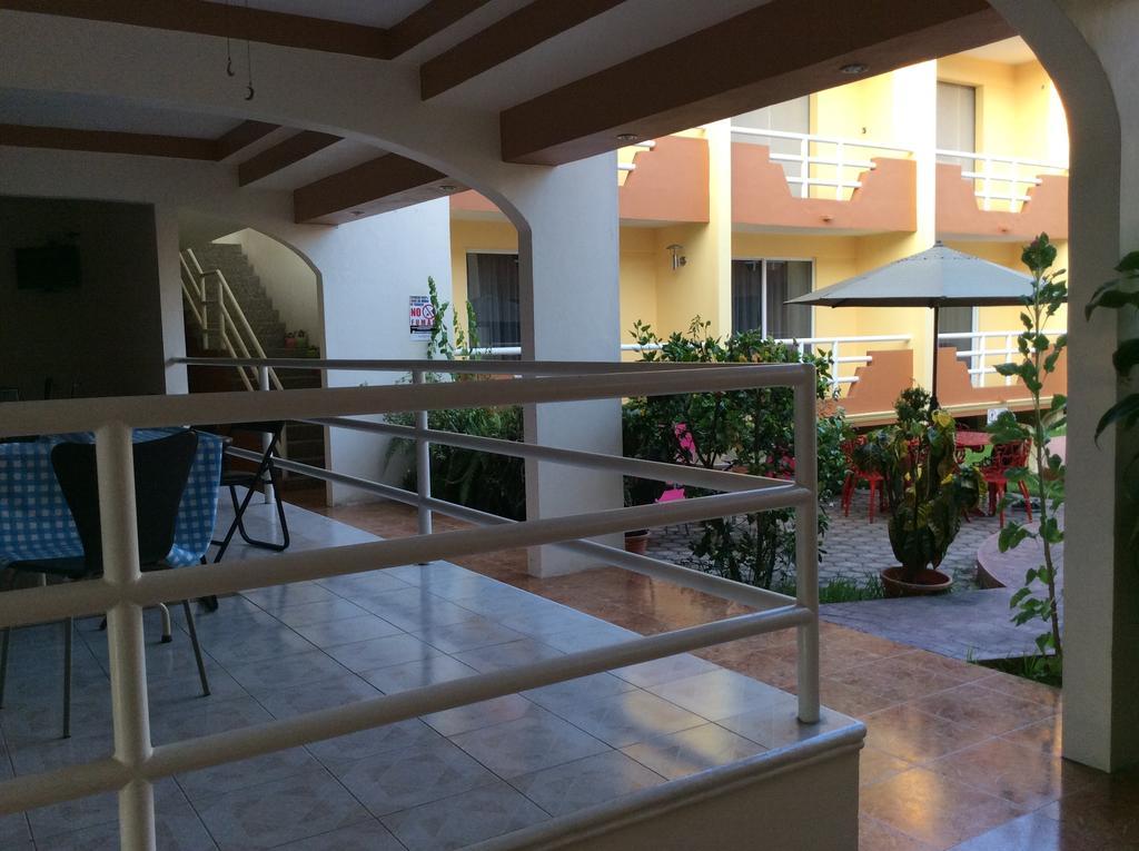 Hotel La Media Luna Inn Huejutla de Reyes Buitenkant foto