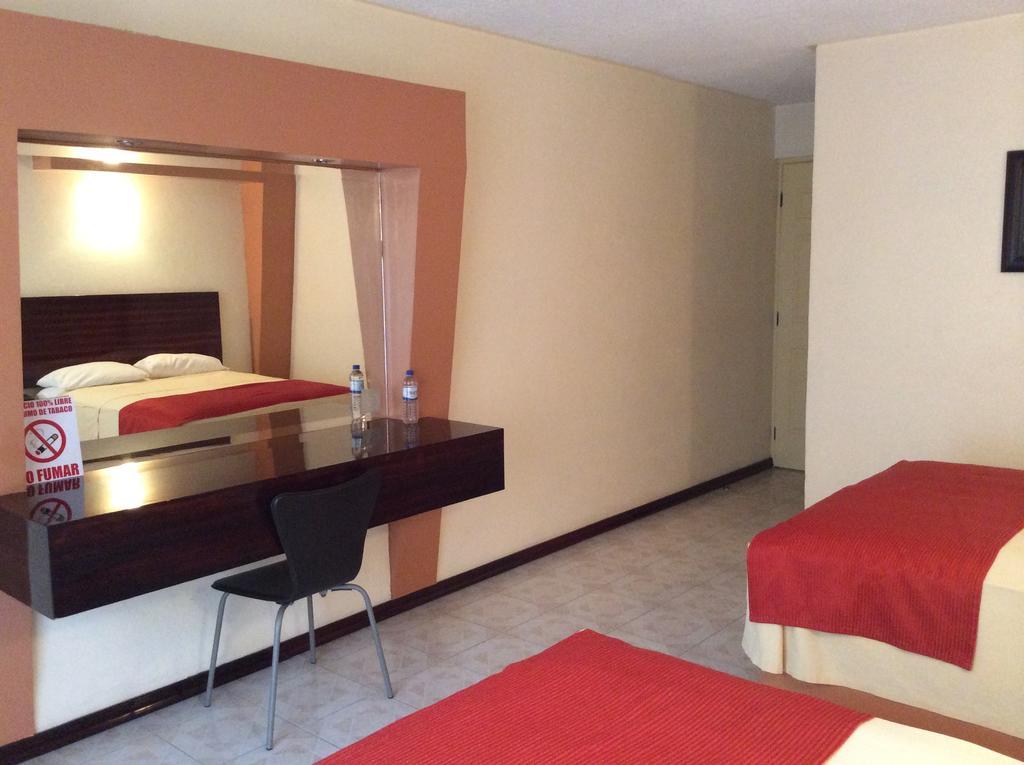Hotel La Media Luna Inn Huejutla de Reyes Kamer foto