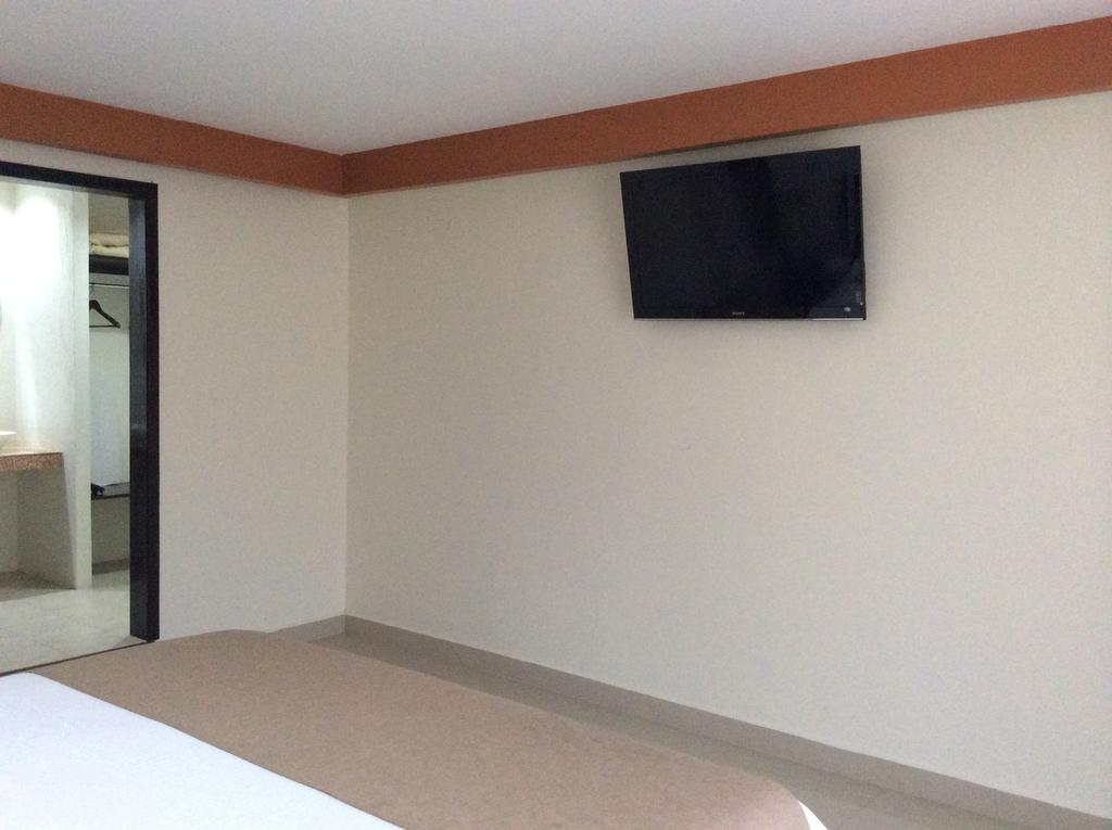 Hotel La Media Luna Inn Huejutla de Reyes Kamer foto