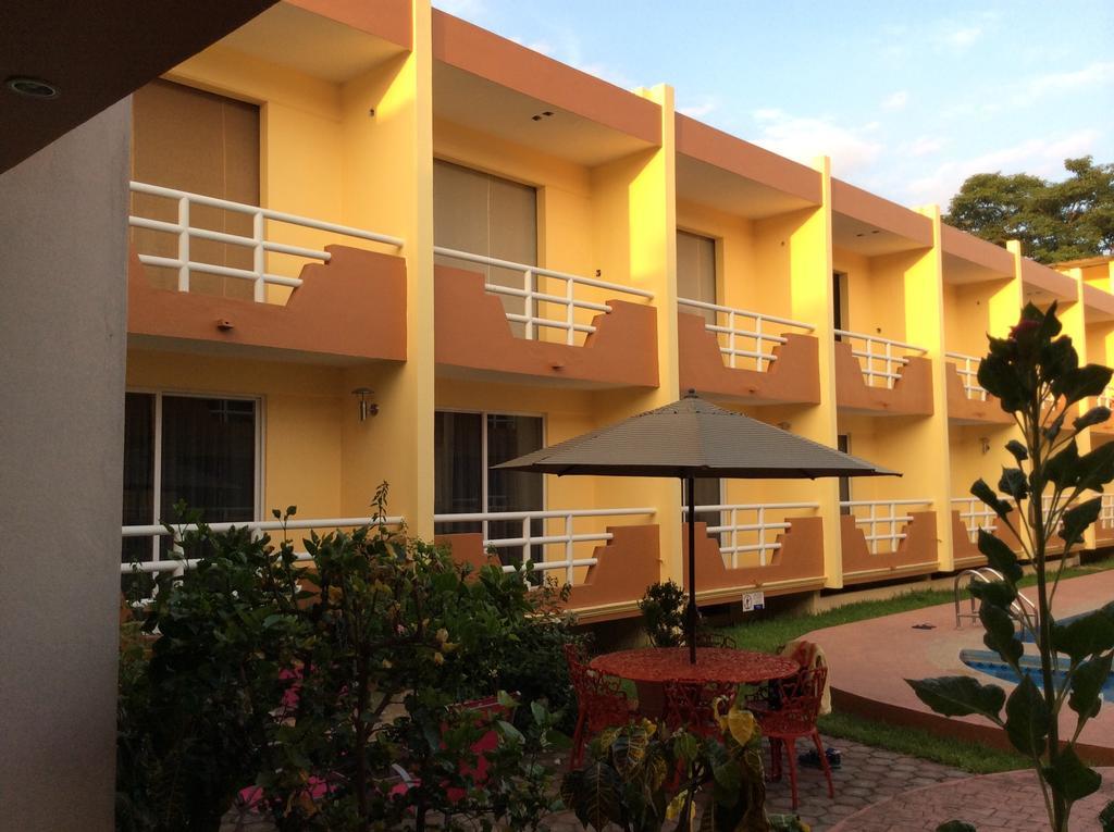 Hotel La Media Luna Inn Huejutla de Reyes Buitenkant foto
