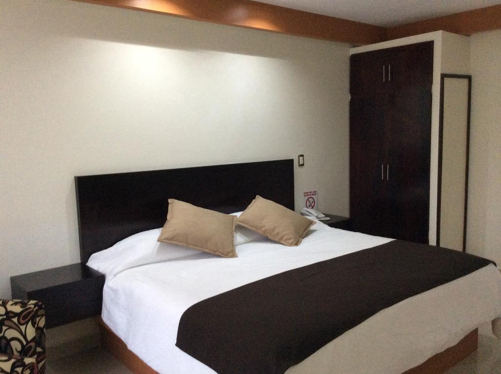 Hotel La Media Luna Inn Huejutla de Reyes Kamer foto
